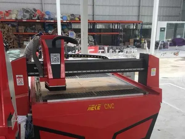 Máy CNC 1 đầu 5,5 KW hút chân không