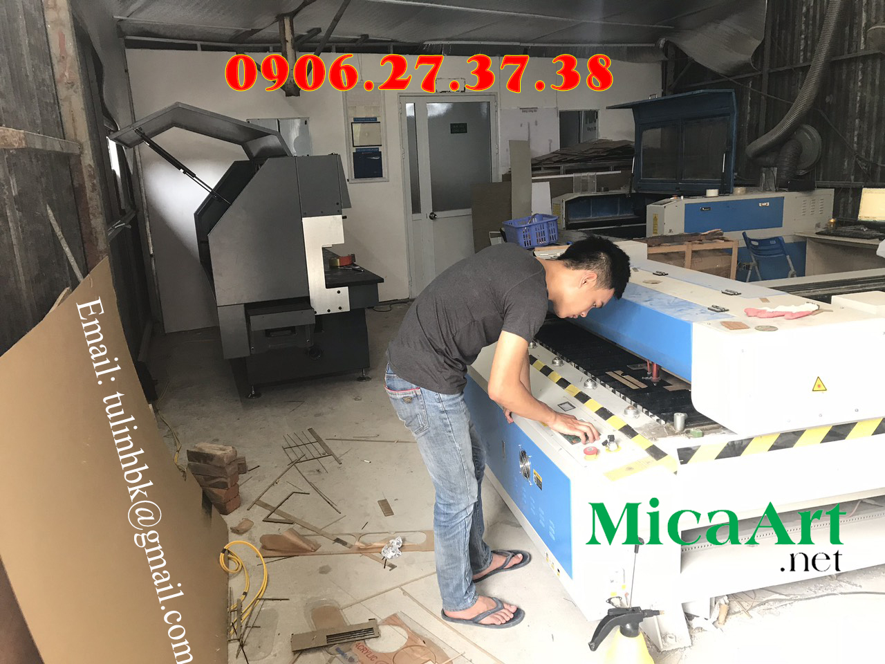 Xưởng gia công tấm nhựa mica tại Hà Nội